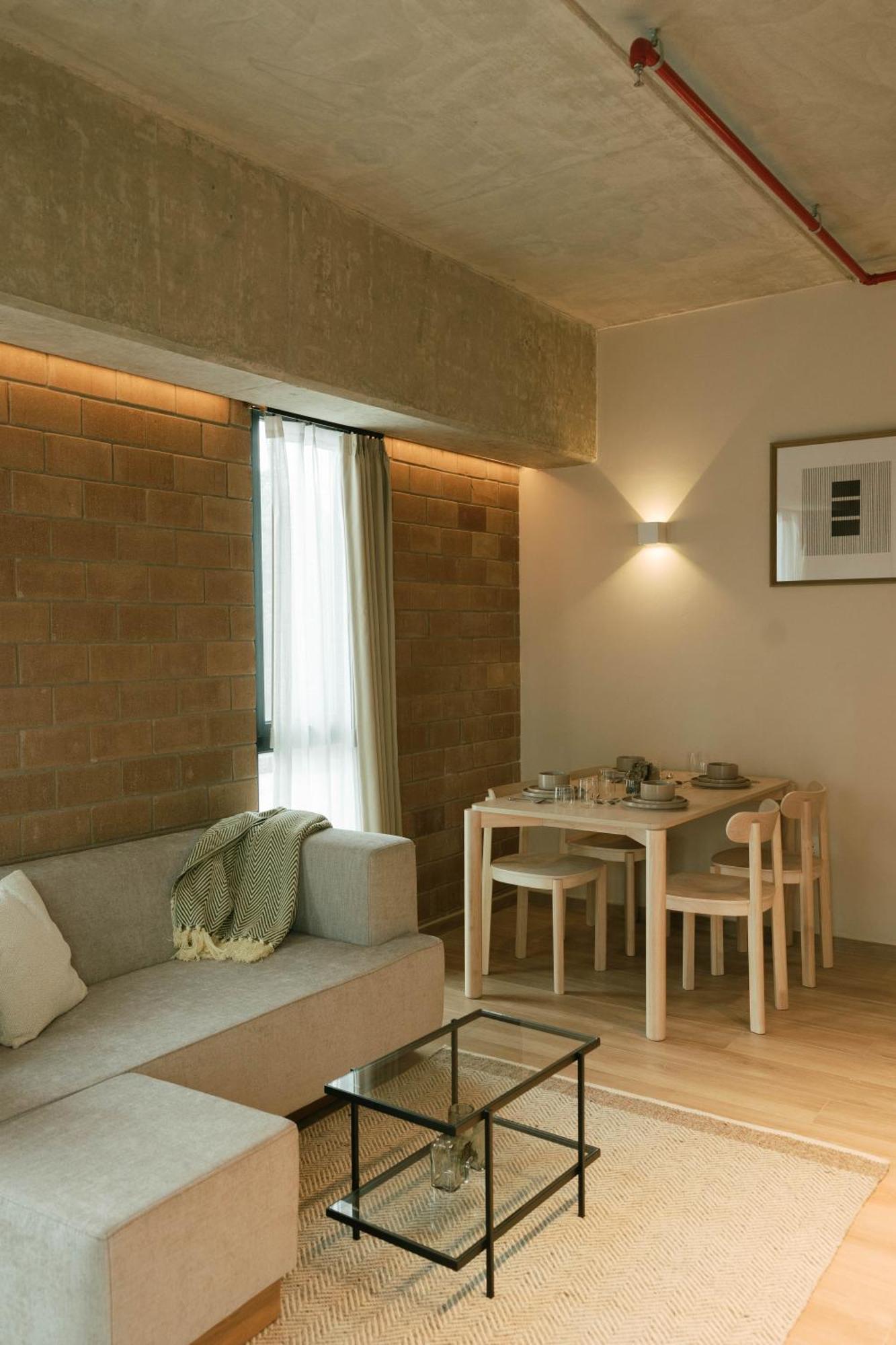 Mutuo Vive Aparthotel Guadalajara Exterior photo